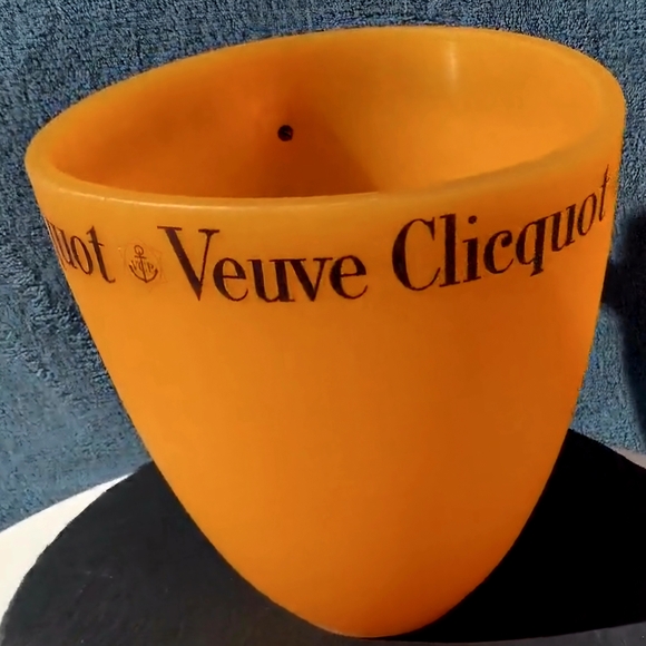 Veuve Clicquot Orange Champagne Ice Bucket - Picture 3 of 5